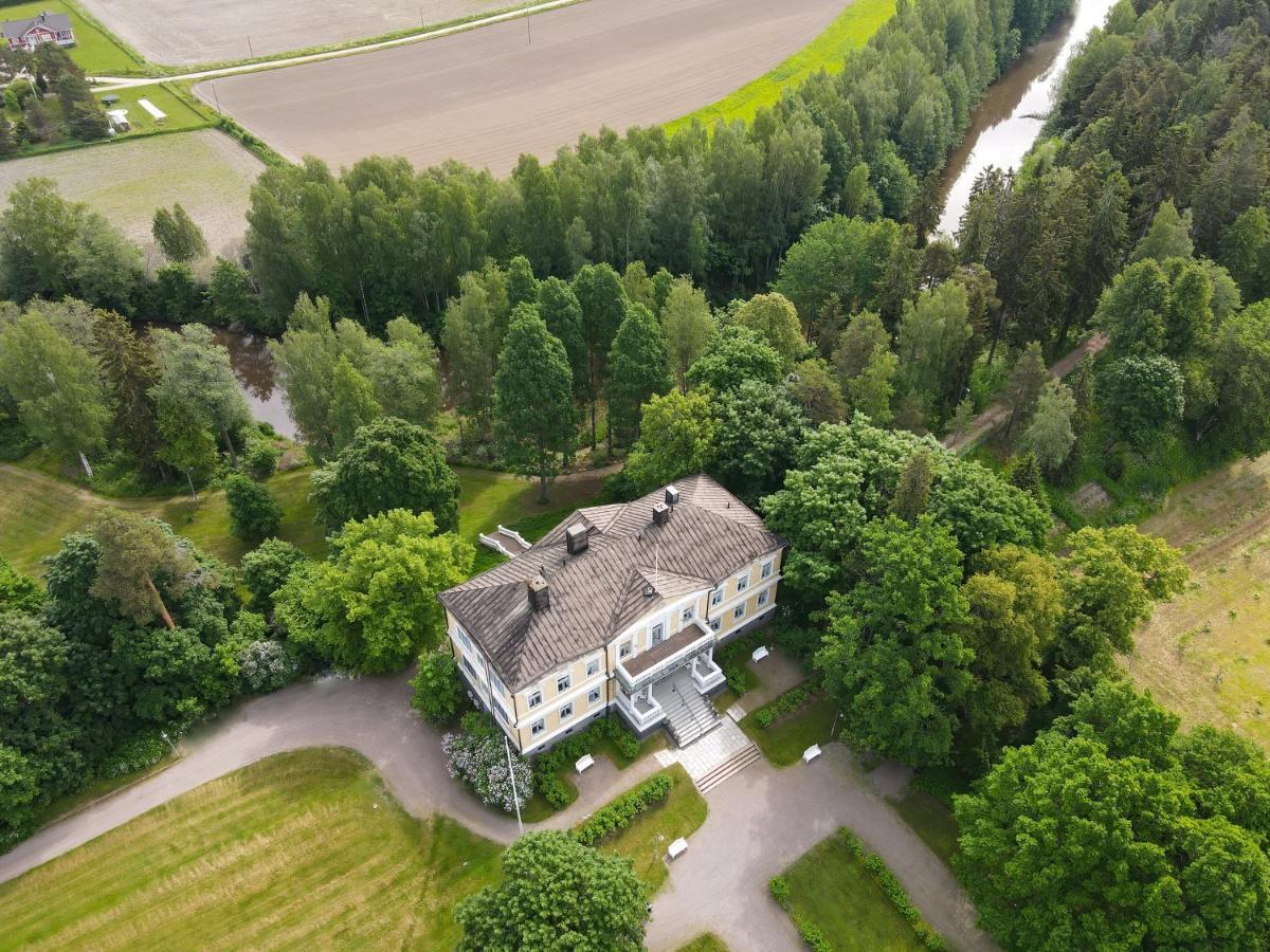 Sannasin Kartano Hotell Eksteriør bilde